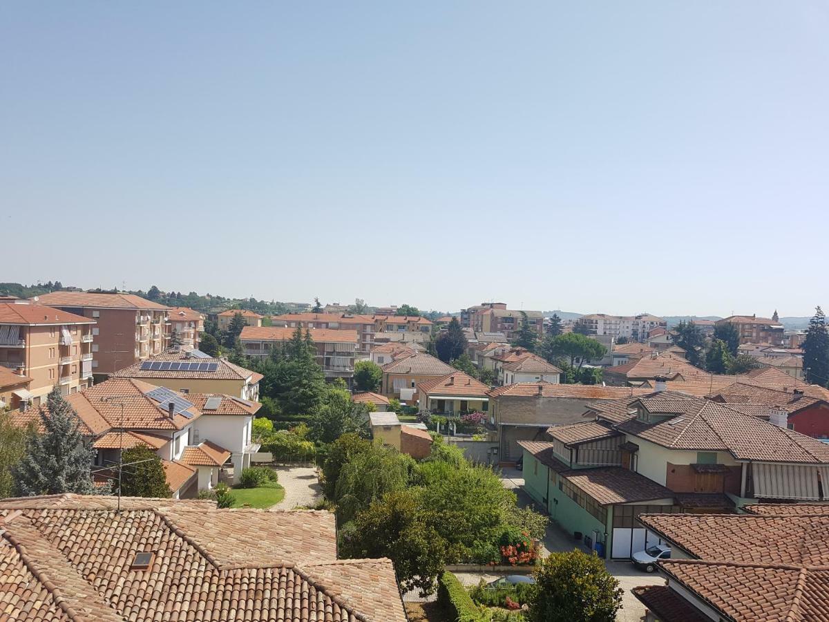 Appartamento Panoramico Nizza Monferrato Εξωτερικό φωτογραφία