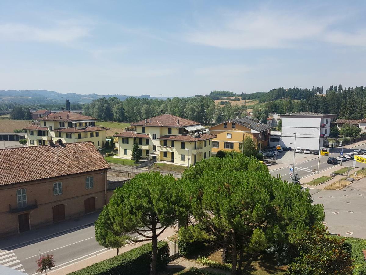 Appartamento Panoramico Nizza Monferrato Εξωτερικό φωτογραφία